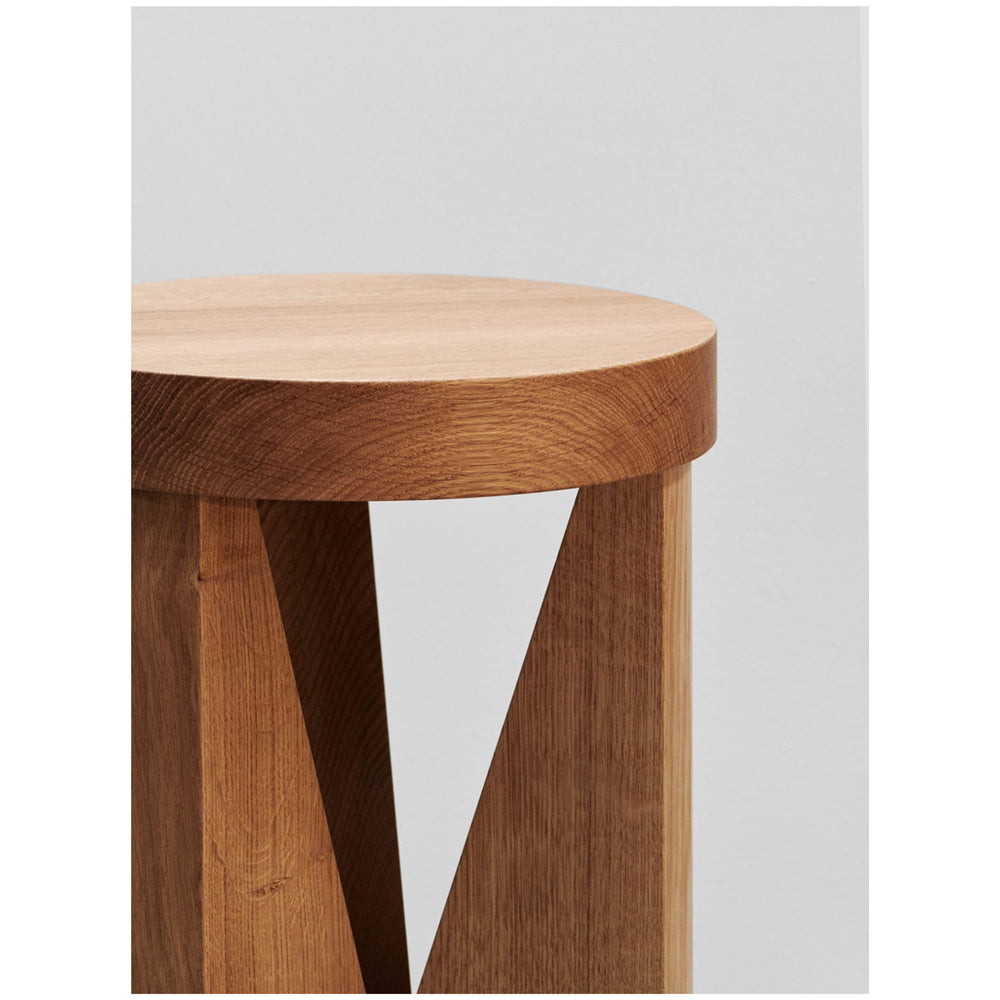 Cugino Stool Oak