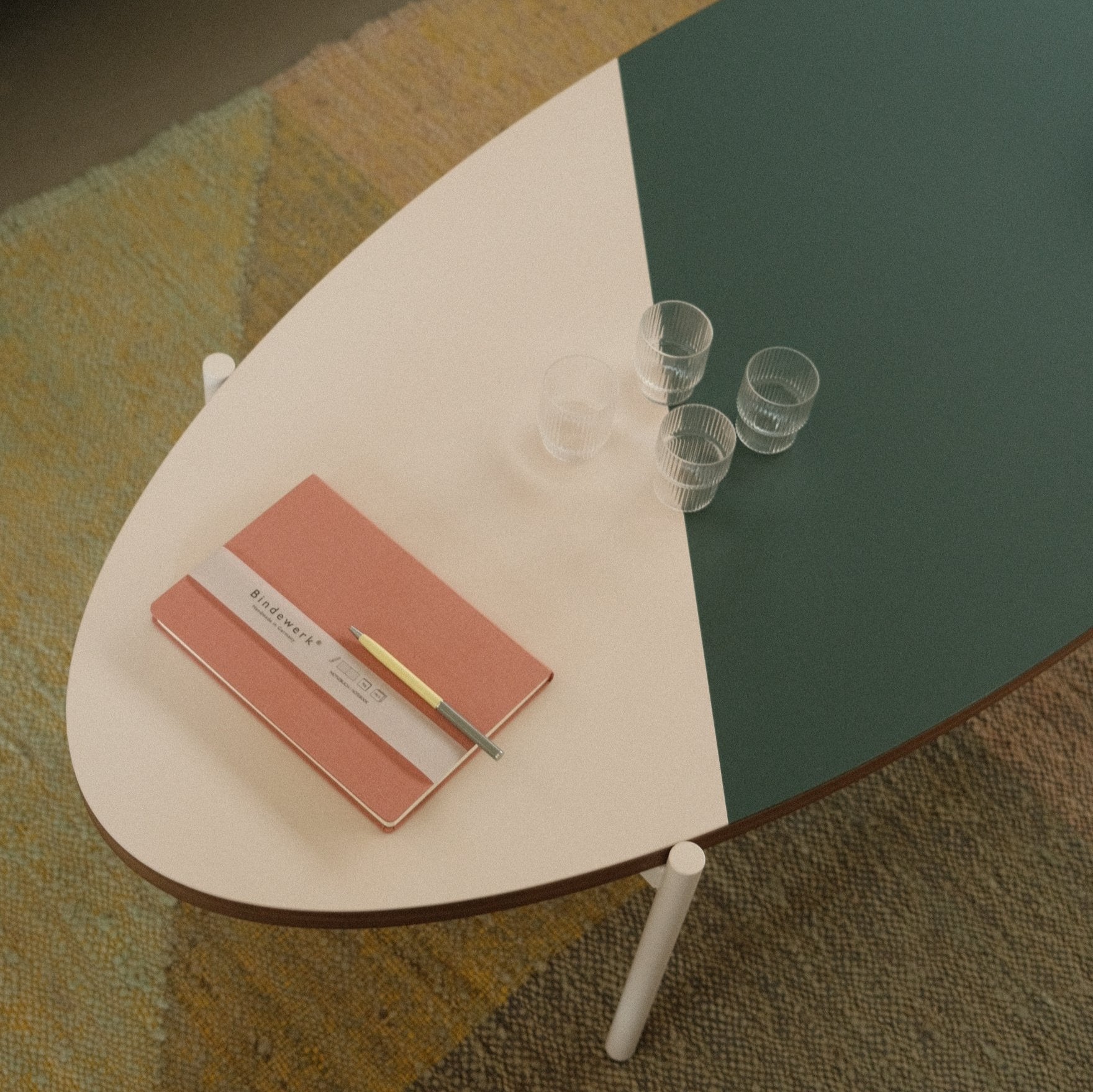 Split coffee table