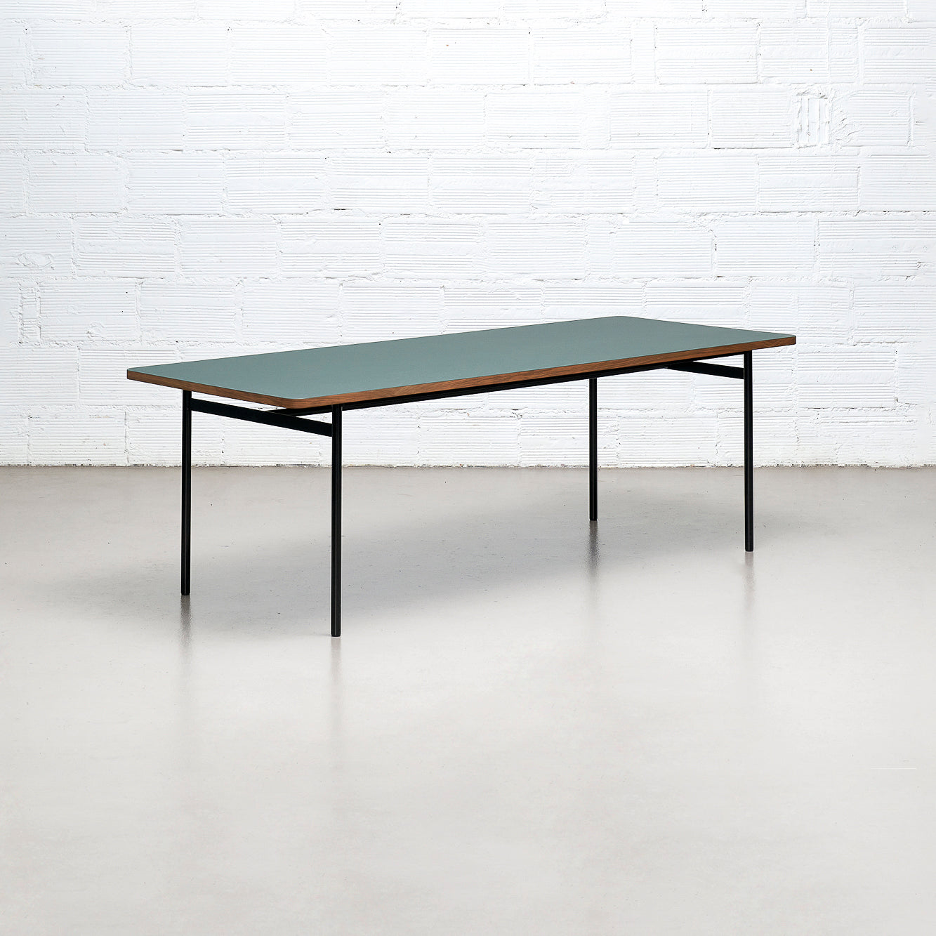Exhibition model Hugo table linoleum fir green