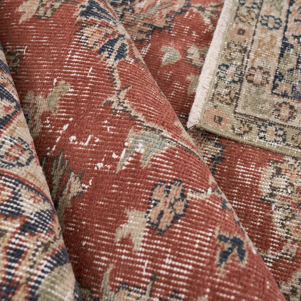 Vintage Carpet V63