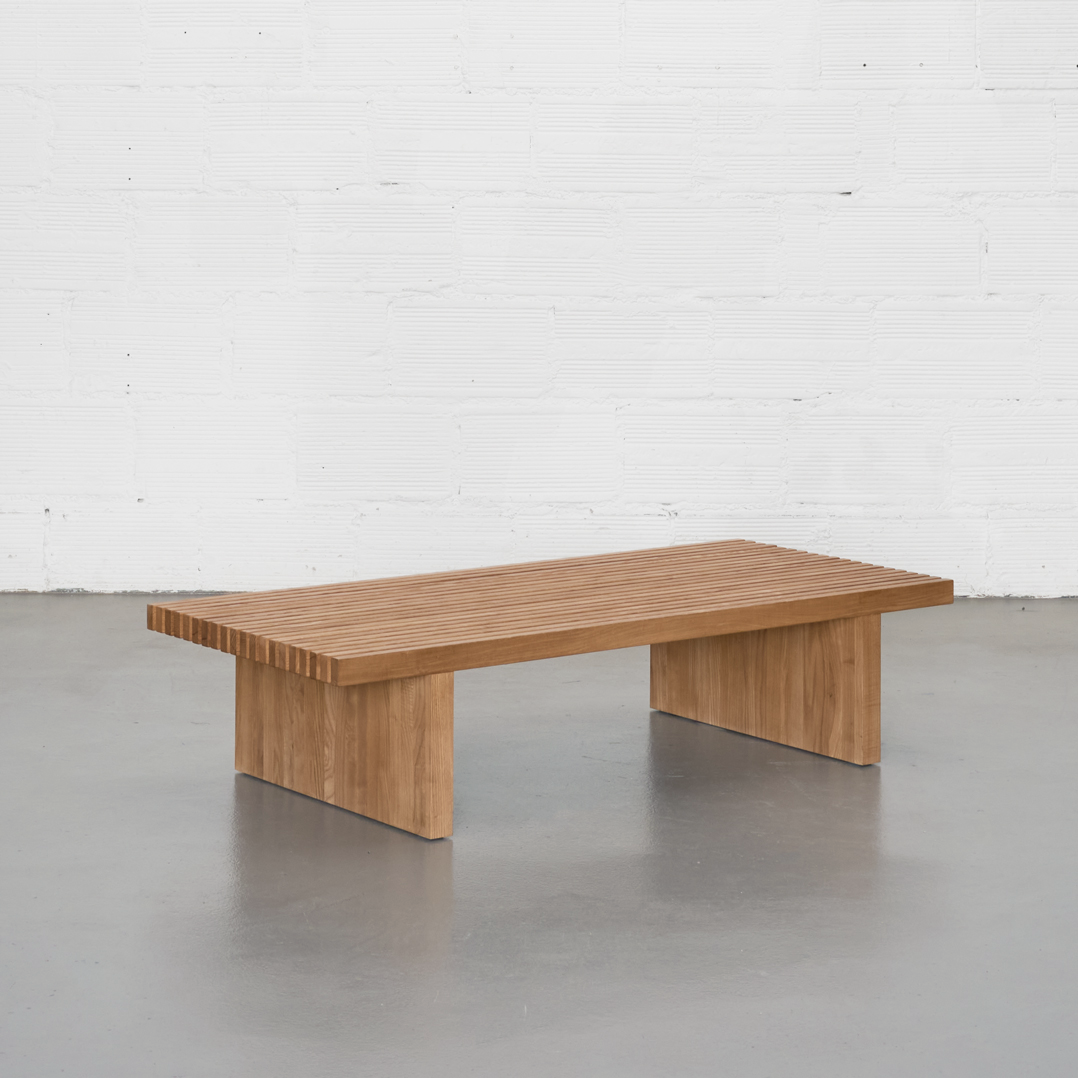 Yuki coffee table