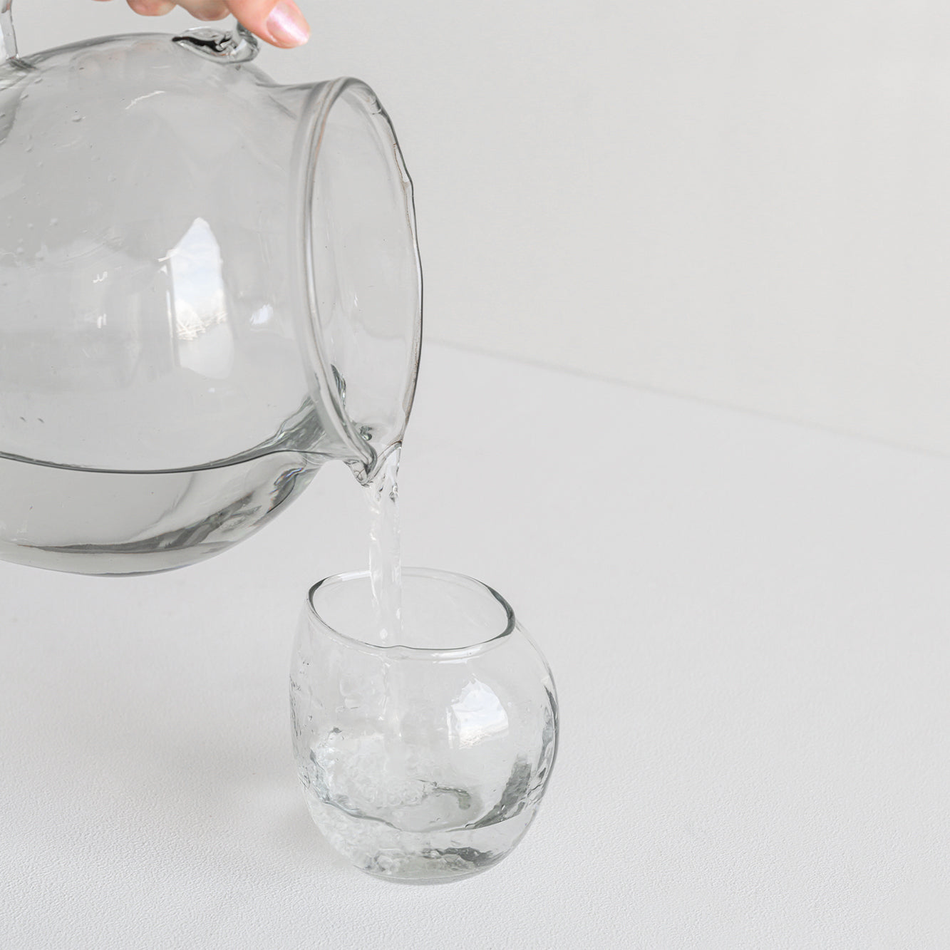 Recycled glass jug Ponpon