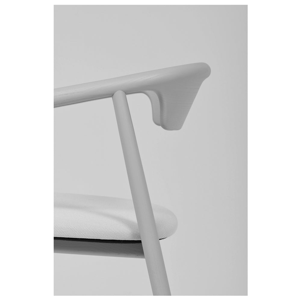 Leva chair
