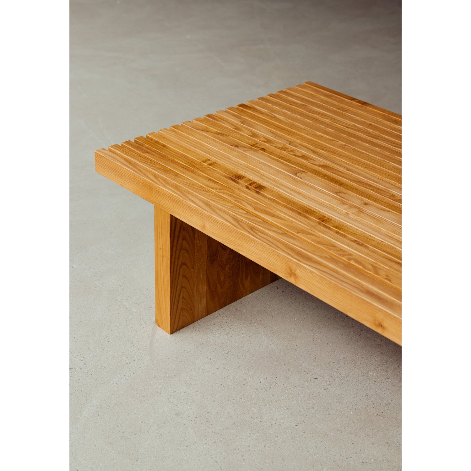 Yuki coffee table