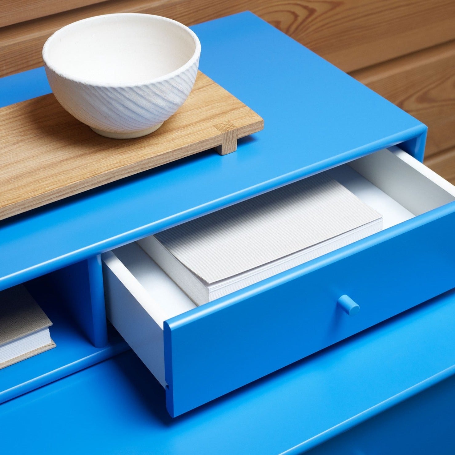 Keep chest of drawers