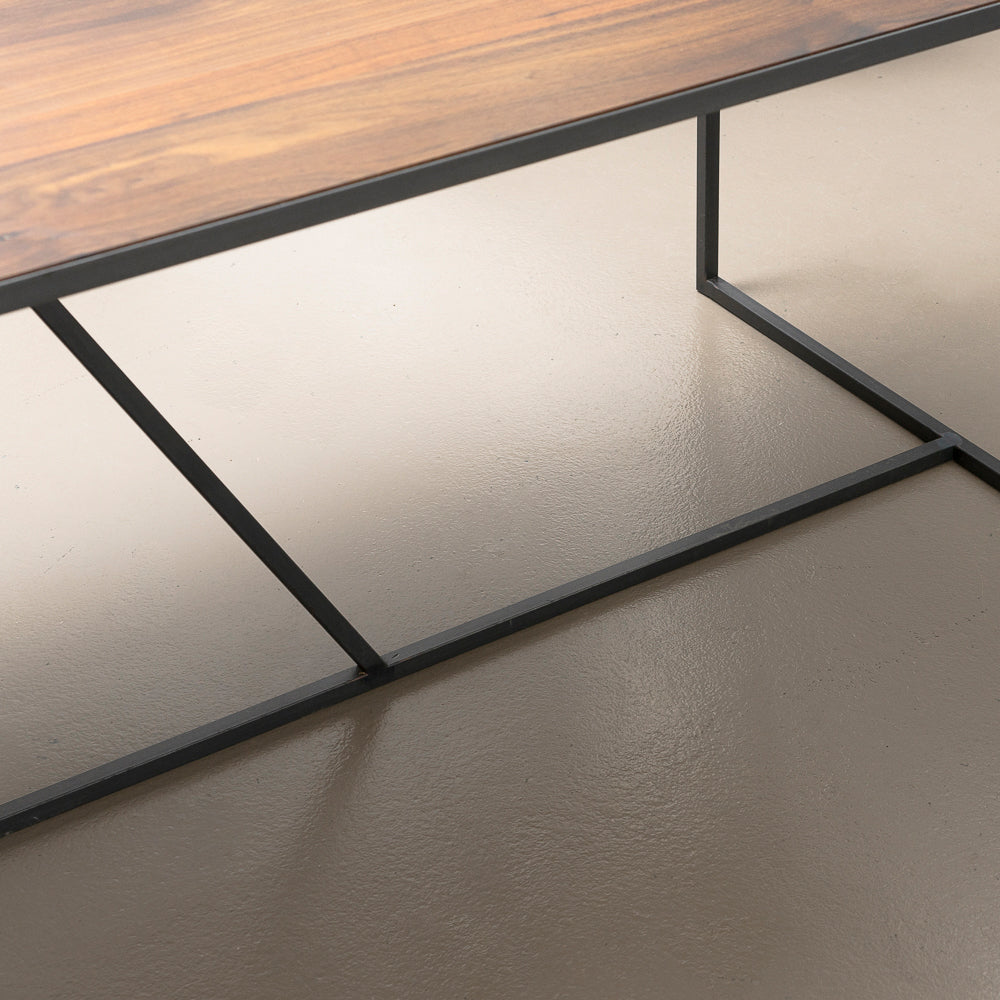 Zett table