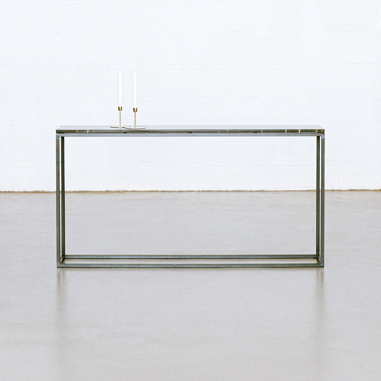 Pietra console